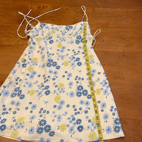 Zara Cream Blue Tie Front Mini Dress - Picture 3 of 7